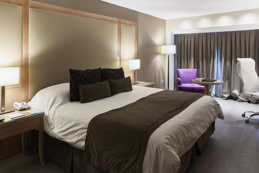 Diplomatichotel เมนโดซา ภายนอก รูปภาพ A bedroom at the hotel