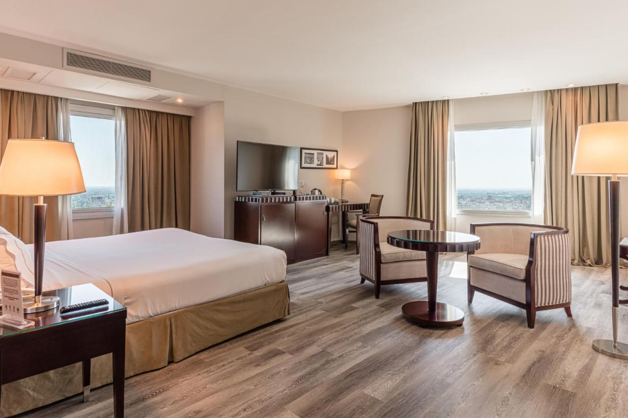 Diplomatichotel เมนโดซา ภายนอก รูปภาพ A room at the hotel