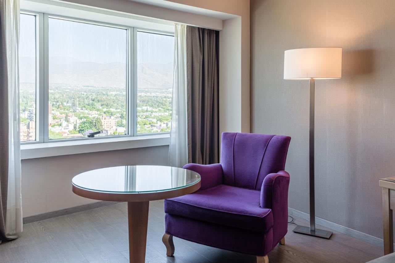 Diplomatichotel เมนโดซา ภายนอก รูปภาพ A room at the hotel